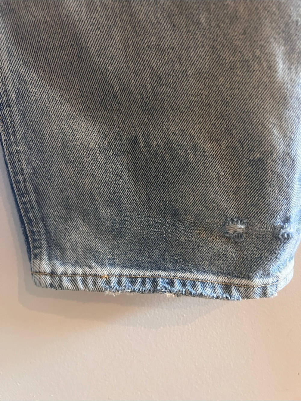 CITIZENS OF HUMANITY Eva Distressed Straight Leg Jeans 26 - Picture 11 of 14